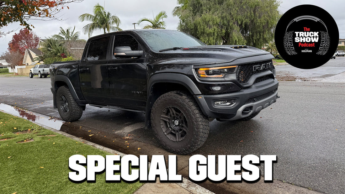 S3, E71 - Special Guest